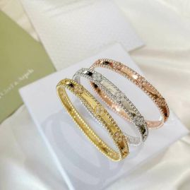 Picture of Van Cleef Arpels Bracelet _SKUVanCleef&Arpelsbracelet06cly6516212